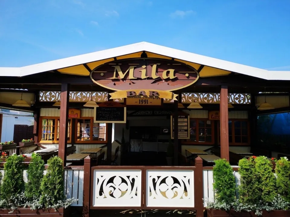 Gdzie zjeść w Mosznej? Najlepsze restauracje i lokale gastronomiczne